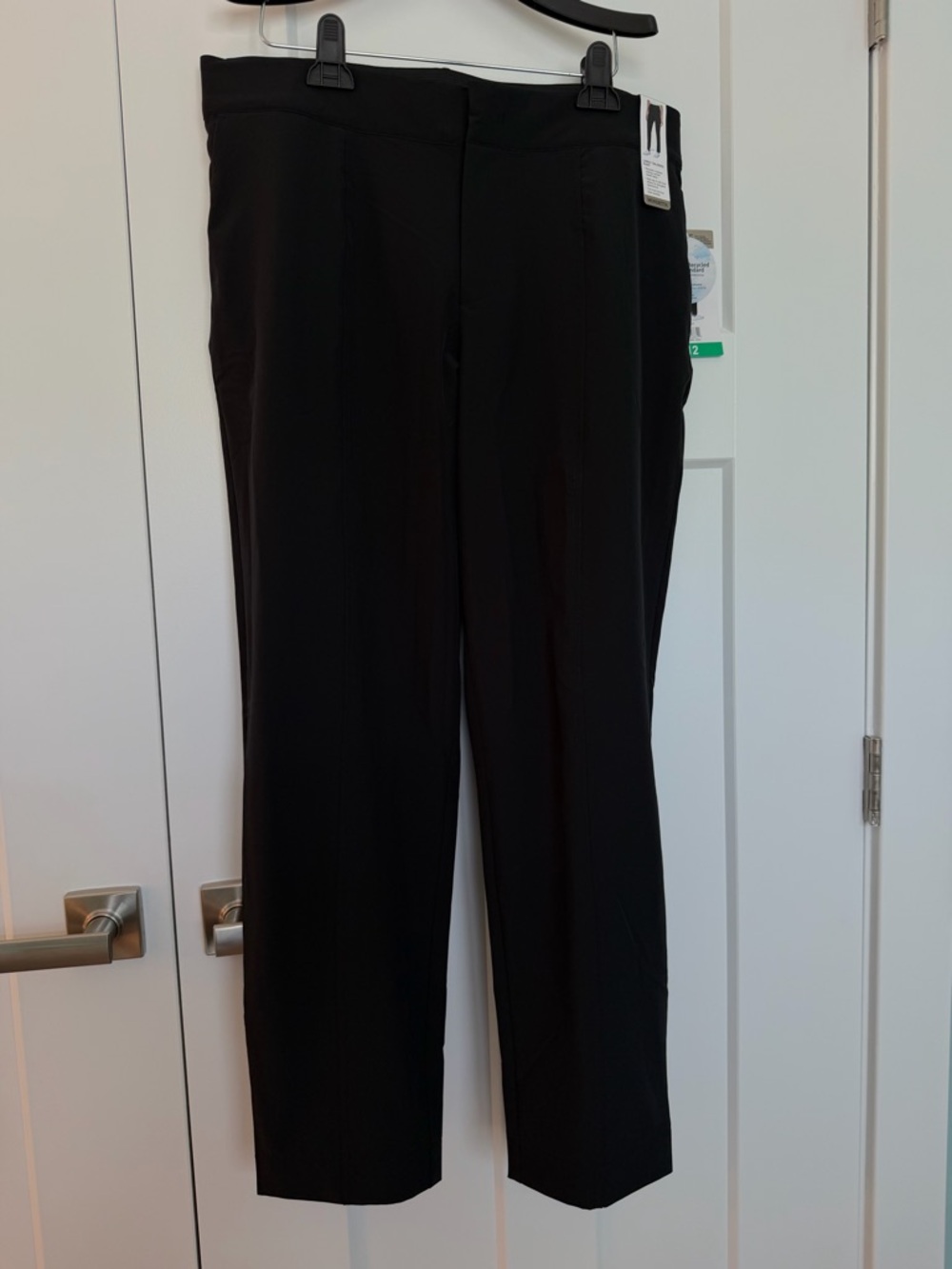 Mondetta Black Straight-Leg women’s Pants. NWT.